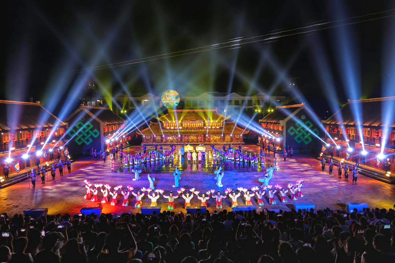 Kiên Giang đón hơn 270 ngàn du khách dịp lễ 30/4 và 01/5 - Ảnh 2.