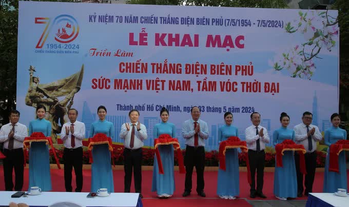 TP. Hồ Chí Minh: Khai mạc triển lãm “Chiến thắng Điện Biên Phủ- Sức mạnh Việt Nam, tầm vóc thời đại” - Ảnh 1.