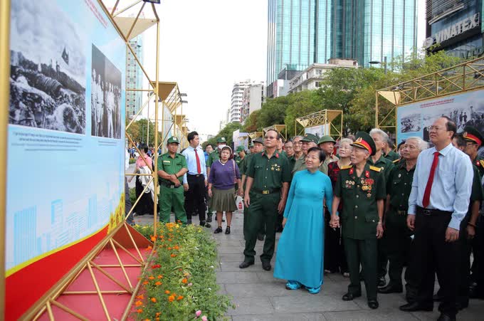 TP. Hồ Chí Minh: Khai mạc triển lãm “Chiến thắng Điện Biên Phủ- Sức mạnh Việt Nam, tầm vóc thời đại” - Ảnh 2.