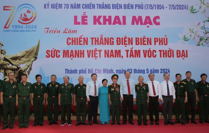 TP. Hồ Chí Minh: Khai mạc triển lãm “Chiến thắng Điện Biên Phủ- Sức mạnh Việt Nam, tầm vóc thời đại” - Ảnh 4.