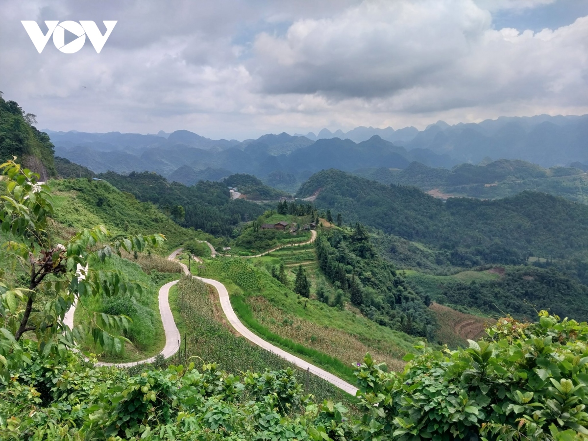Phát triển du lịch góp phần giảm nghèo bền vững tại Hà Giang - Ảnh 2.