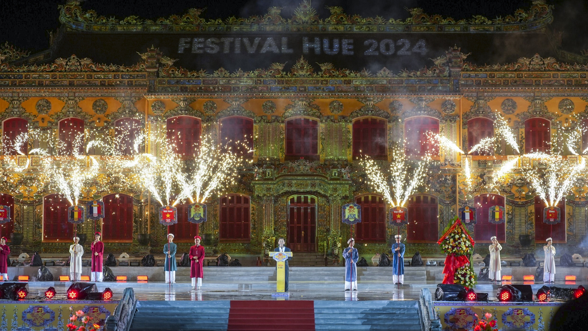 Khai mạc Tuần lễ Festival nghệ thuật Quốc tế Huế 2024 - Ảnh 2.