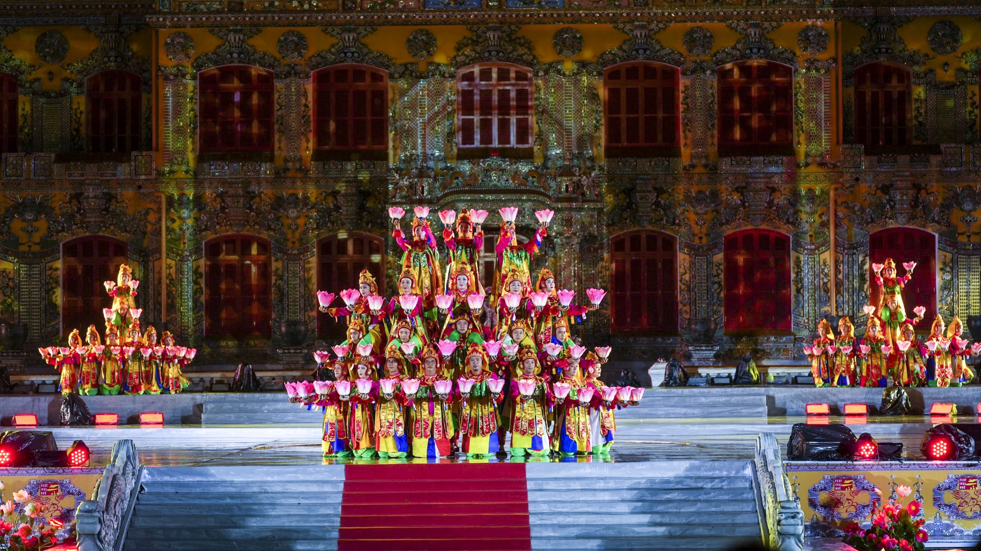 Khai mạc Tuần lễ Festival nghệ thuật Quốc tế Huế 2024 - Ảnh 3.