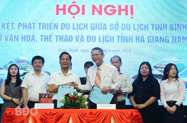 Bình Định và Hà Giang liên kết phát triển du lịch - Ảnh 1.