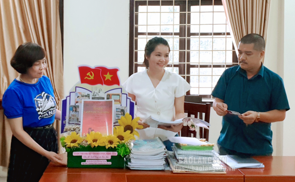 Lạng Sơn: Ban Giám khảo cuộc thi “Đại sứ Văn hoá đọc” đề xuất 34 tác phẩm đạt giải cấp tỉnh - Ảnh 2.
