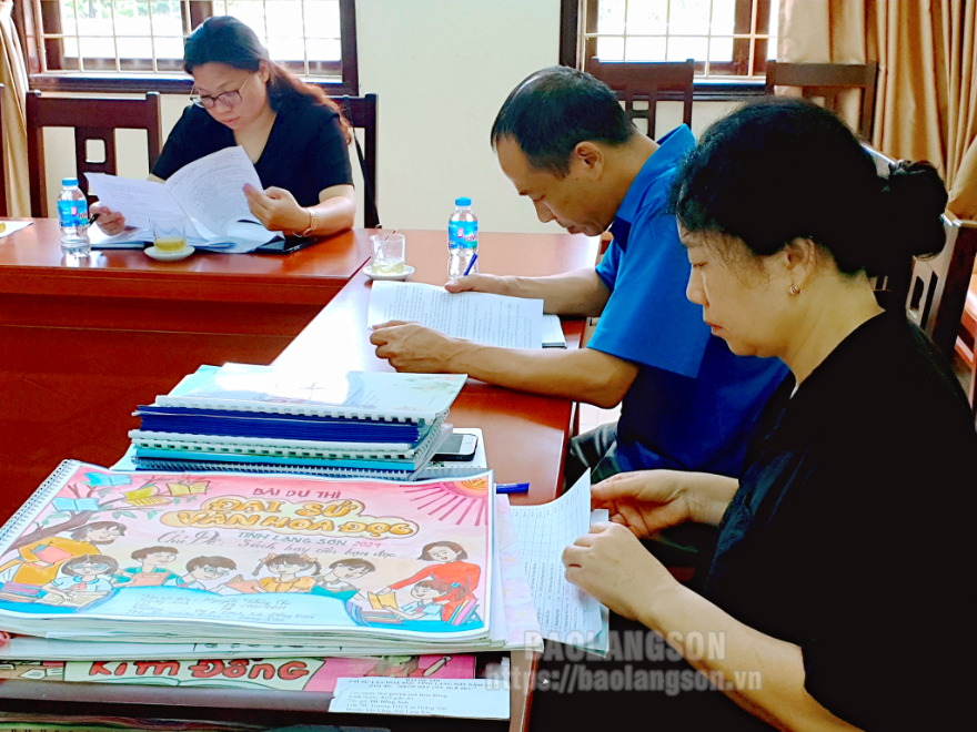 Lạng Sơn: Ban Giám khảo cuộc thi “Đại sứ Văn hoá đọc” đề xuất 34 tác phẩm đạt giải cấp tỉnh - Ảnh 3.