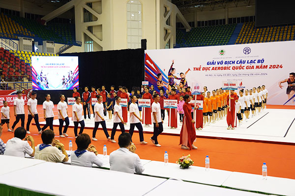 Hà Nội: Khai mạc Giải Vô địch các câu lạc bộ quốc gia môn thể dục Aerobic năm 2024 - Ảnh 5.
