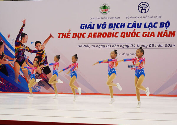 Hà Nội: Khai mạc Giải Vô địch các câu lạc bộ quốc gia môn thể dục Aerobic năm 2024 - Ảnh 6.
