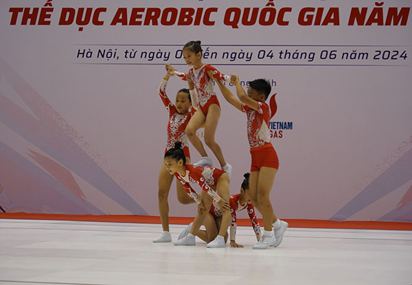 Hà Nội: Khai mạc Giải Vô địch các câu lạc bộ quốc gia môn thể dục Aerobic năm 2024 - Ảnh 7.