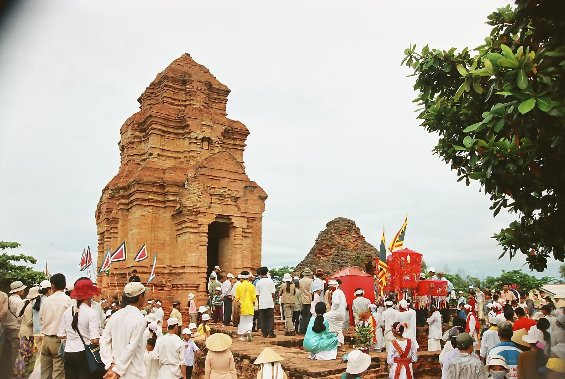 Bình Thuận: Vùng đất giàu bản sắc văn hoá - Ảnh 1.