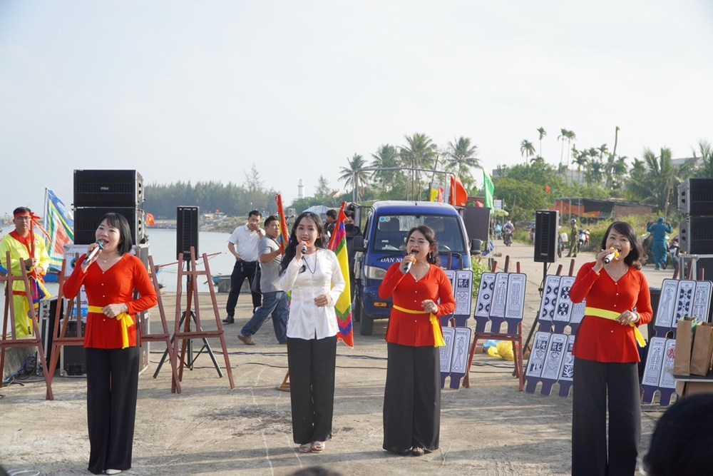 Quảng Ngãi: Giữ lửa di sản dân ca Bài chòi - Ảnh 2.