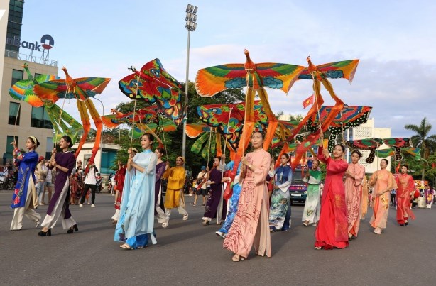 Festival Huế được tổ chức theo hướng &quot;mở&quot; và hướng đến cộng đồng - Ảnh 2.