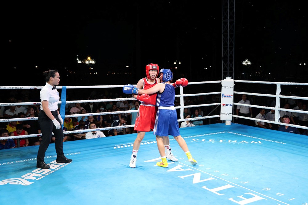 Kịch tính, hấp dẫn Chung kết Giải vô địch Boxing trẻ toàn quốc năm 2024 - Ảnh 1.