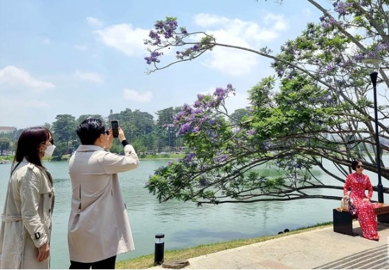 Phát huy bản sắc văn hóa, giá trị vùng đất và con người Lâm Đồng - Ảnh 2.