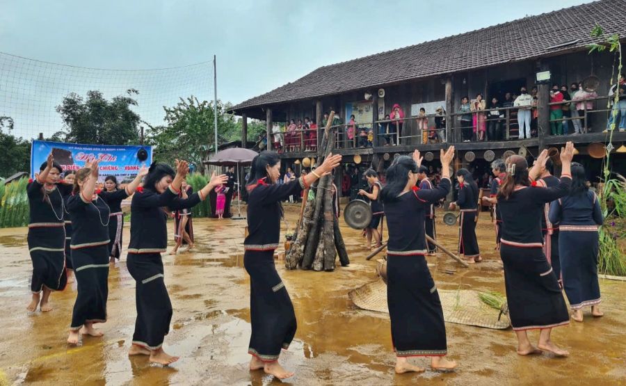 Kon Tum: Phê duyệt Đề án phát triển đa dạng các loại hình và sản phẩm du lịch đến năm 2025, tầm nhìn đến năm 2030 - Ảnh 1.