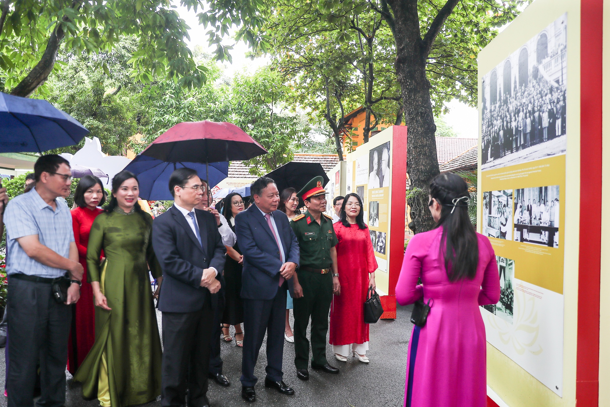 Khai mạc Triển lãm quốc gia “Di chúc của Chủ tịch Hồ Chí Minh - giá trị và sức sống trường tồn” - Ảnh 6.