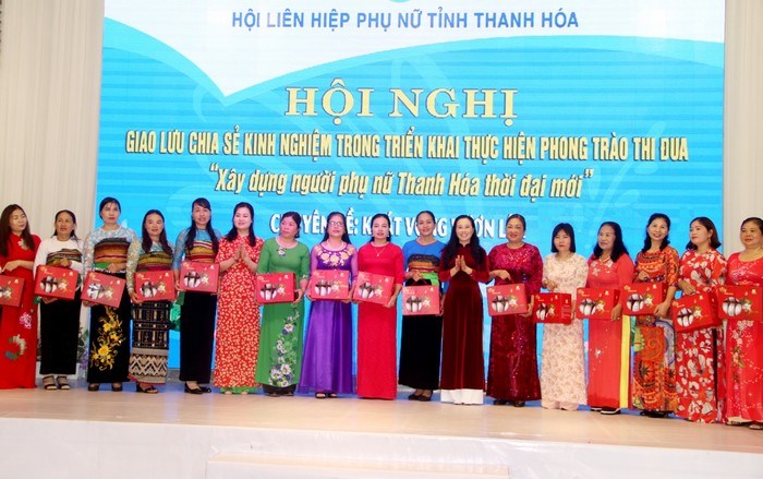 Thanh Hoá: Phát huy vai trò của phụ nữ trong xây dựng, phát triển văn hóa - Ảnh 1.