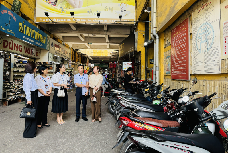 Hà Nội: Nhiều đổi mới trong việc triển khai các mô hình thực hiện quy tắc ứng xử - Ảnh 1.