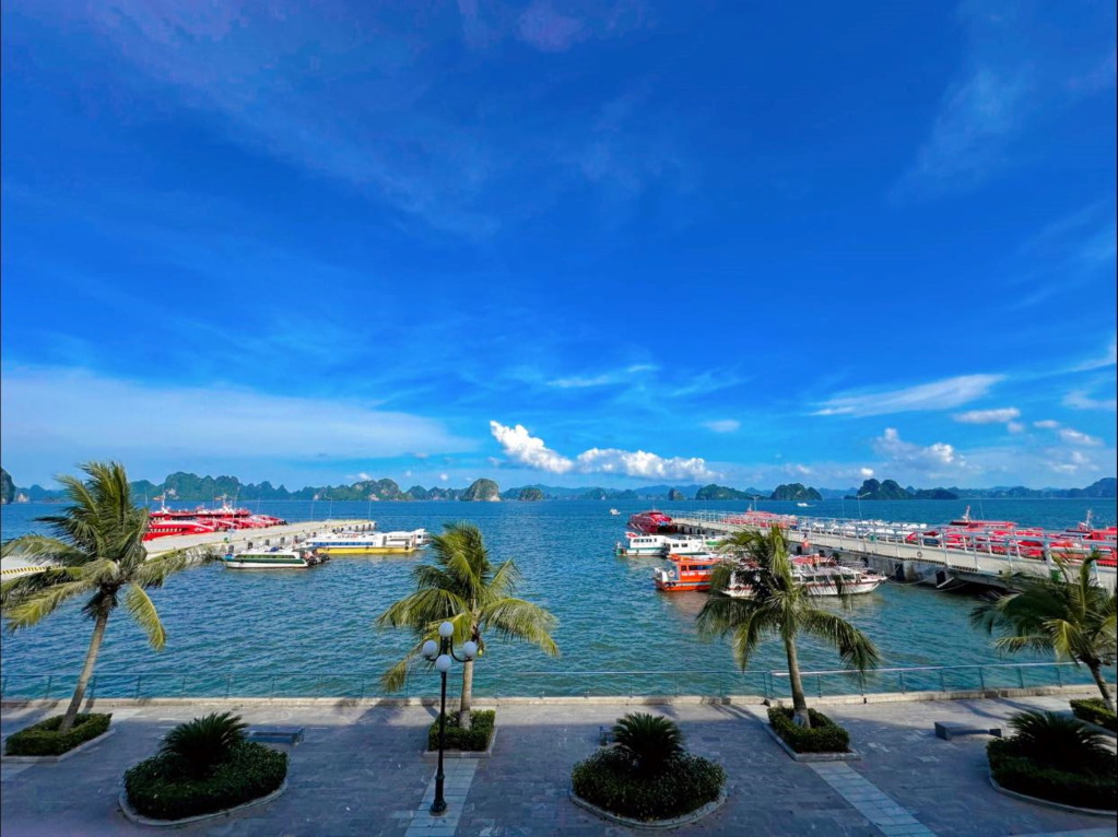 Quảng Ninh: Cơ hội từ kết nối du lịch biển đảo - Ảnh 2. Quảng Ninh: Cơ hội từ kết nối du lịch biển đảo - Ảnh 2.