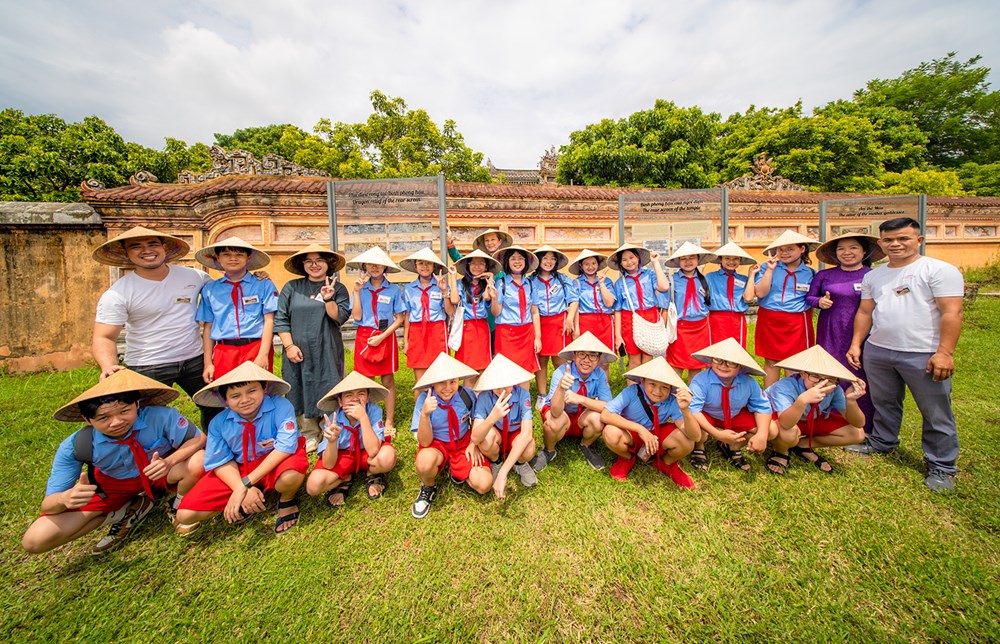 Nhiều hoạt động về giáo dục di sản tại di tích điện Phụng Tiên, Đại Nội Huế - Ảnh 1.