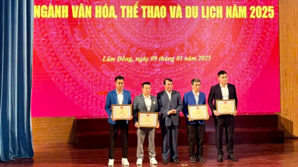 Lâm Đồng: Triển khai công tác ngành Văn hoá, Thể thao và Du lịch - Ảnh 2.