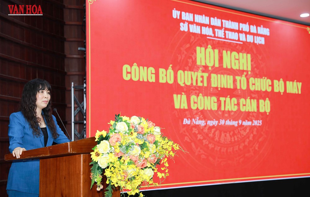 Sở VHTTDL TP Đà Nẵng công bố loạt nhân sự và thành lập 8 đơn vị trực thuộc - Ảnh 2. Sở VHTTDL TP Đà Nẵng công bố loạt nhân sự và thành lập 8 đơn vị trực thuộc - Ảnh 2.