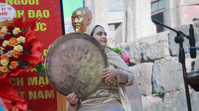 Giao lưu âm nhạc Việt Nam-Iran: Từ xứ sở Phượng Hoàng đến đất con Rồng cháu Tiên - Ảnh 3. Giao lưu âm nhạc Việt Nam-Iran: Từ xứ sở Phượng Hoàng đến đất con Rồng cháu Tiên - Ảnh 3.