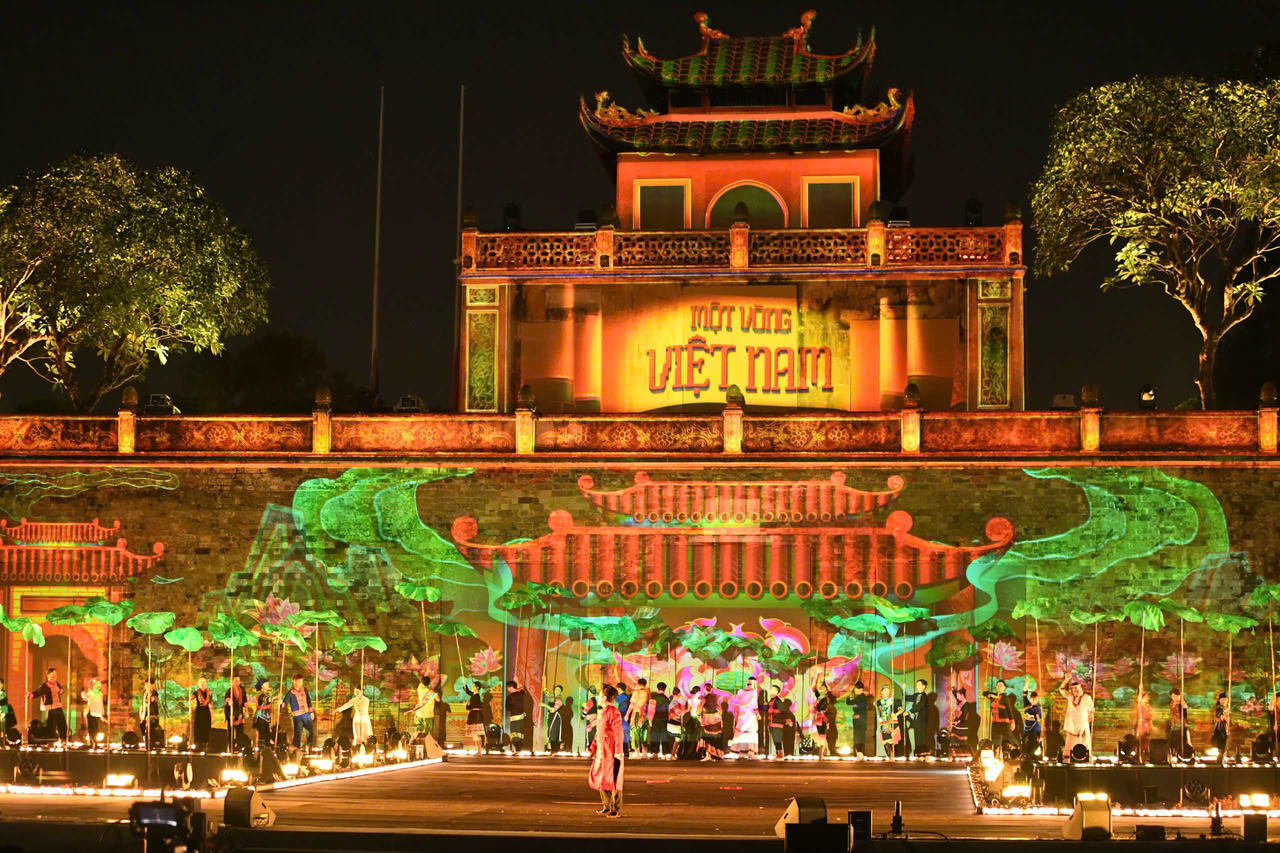 Chấn hưng văn hóa: Bước chuyển từ quản lý sang kiến tạo - Ảnh 1.
