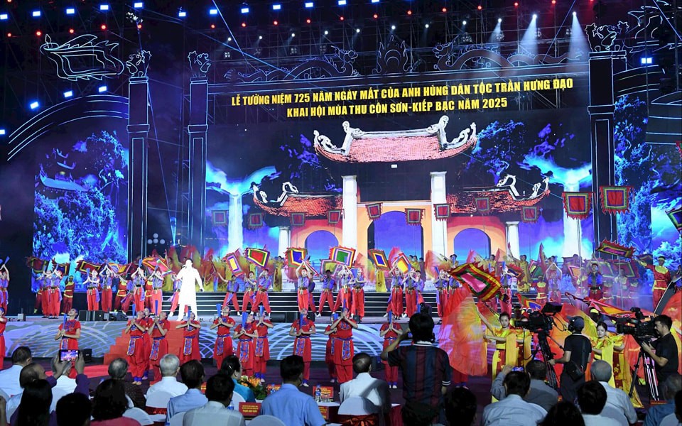 Điểm báo hoạt động ngành Văn hóa, Thể thao và Du lịch ngày 13/10/2025