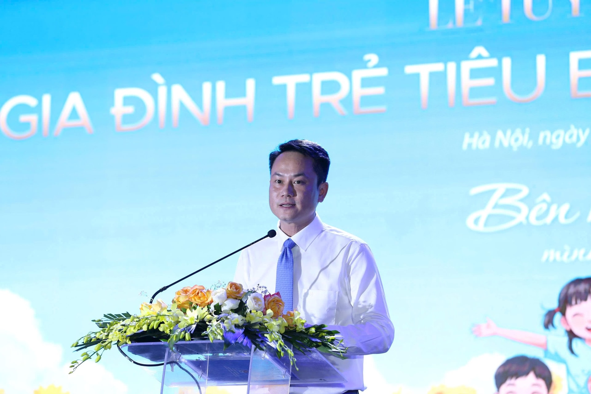 Tuyên dương 10 “Gia đình trẻ hạnh phúc” năm 2025 - Ảnh 4. Tuyên dương 10 “Gia đình trẻ hạnh phúc” năm 2025 - Ảnh 4.