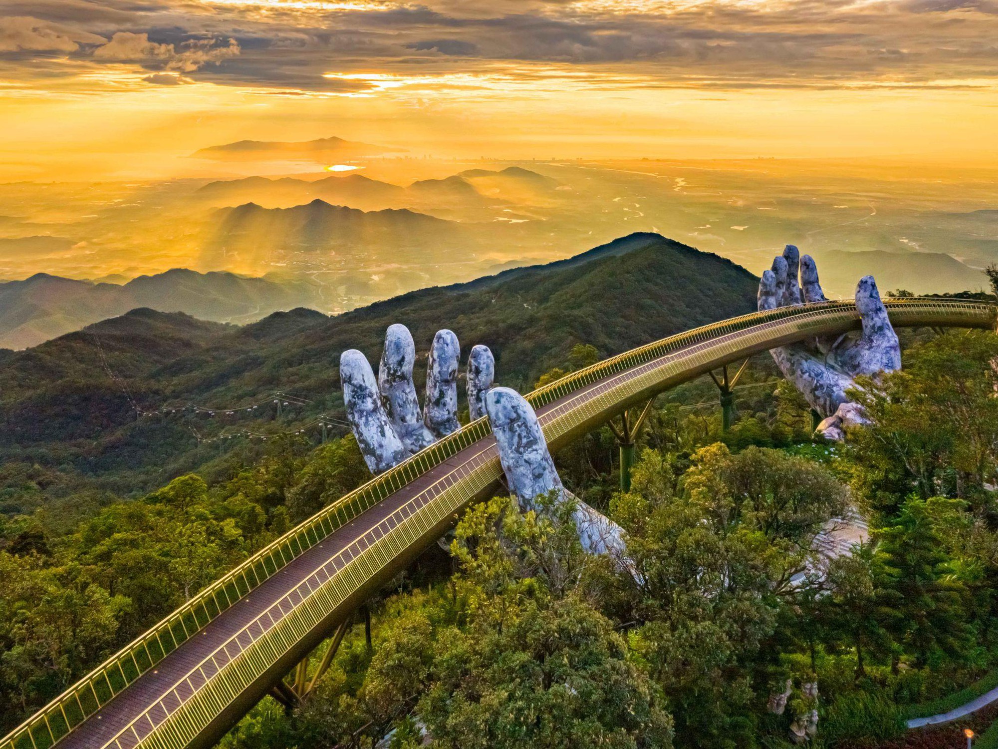 Sun Group nhận giải thưởng “Thương hiệu truyền cảm hứng châu Á 2025” do APEA trao tặng - Ảnh 2. Sun Group nhận giải thưởng “Thương hiệu truyền cảm hứng châu Á 2025” do APEA trao tặng - Ảnh 2.