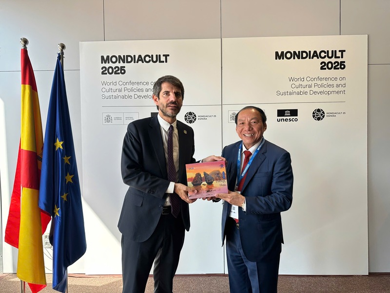 Việt Nam đẩy mạnh hợp tác quốc tế về văn hóa tại MONDIACULT 2025 - Ảnh 4. Việt Nam đẩy mạnh hợp tác quốc tế về văn hóa tại MONDIACULT 2025 - Ảnh 4.