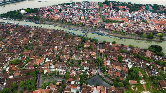 Phát huy bền vững Di sản Văn hóa thế giới Hội An trong kỷ nguyên số - Ảnh 2. Phát huy bền vững Di sản Văn hóa thế giới Hội An trong kỷ nguyên số - Ảnh 2.