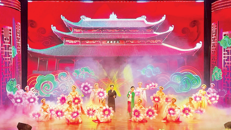 Thắp lên hào quang sân khấu - Ảnh 1.