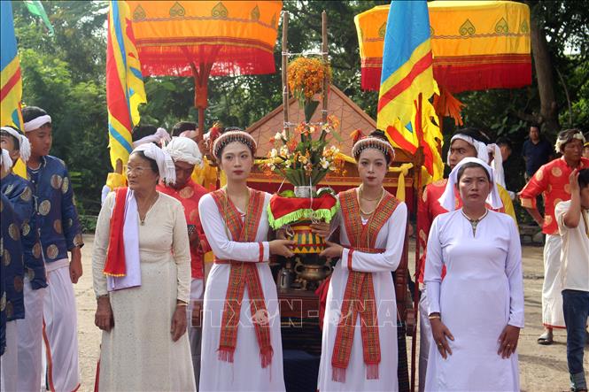 Bảo tàng tỉnh Lâm Đồng: Nhiều hoạt động văn hóa quảng bá di sản văn hóa Chăm thu hút du khách - Ảnh 2.