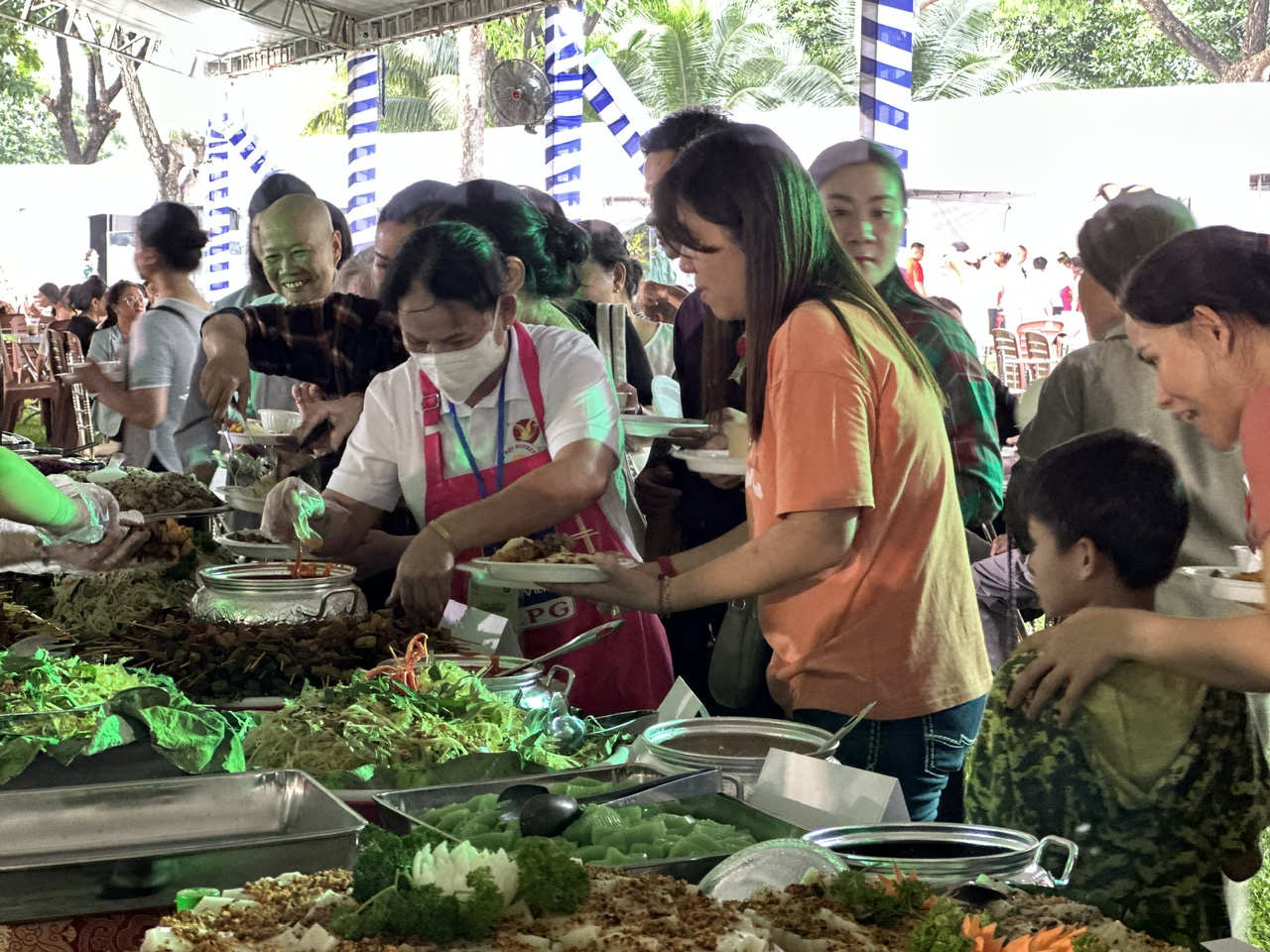 TP Hồ Chí Minh ra mắt 20 tour ẩm thực mới - Ảnh 2. TP Hồ Chí Minh ra mắt 20 tour ẩm thực mới - Ảnh 2.