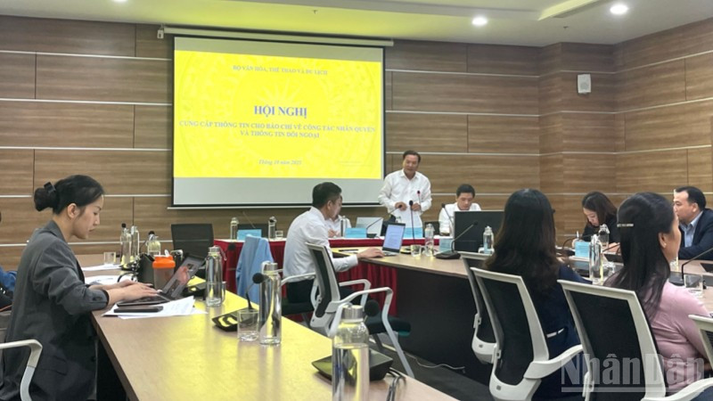 Kết nối thế giới qua sắc màu văn hóa Việt Nam - Ảnh 1.