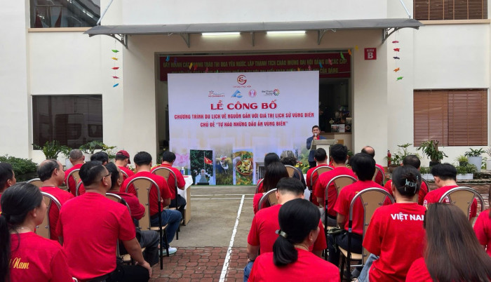 TP. Hồ Chí Minh ra mắt tour ‘Tự hào những dấu ấn vùng biên’ kết nối Đồng Tháp, An Giang - Ảnh 1. TP. Hồ Chí Minh ra mắt tour ‘Tự hào những dấu ấn vùng biên’ kết nối Đồng Tháp, An Giang - Ảnh 1.