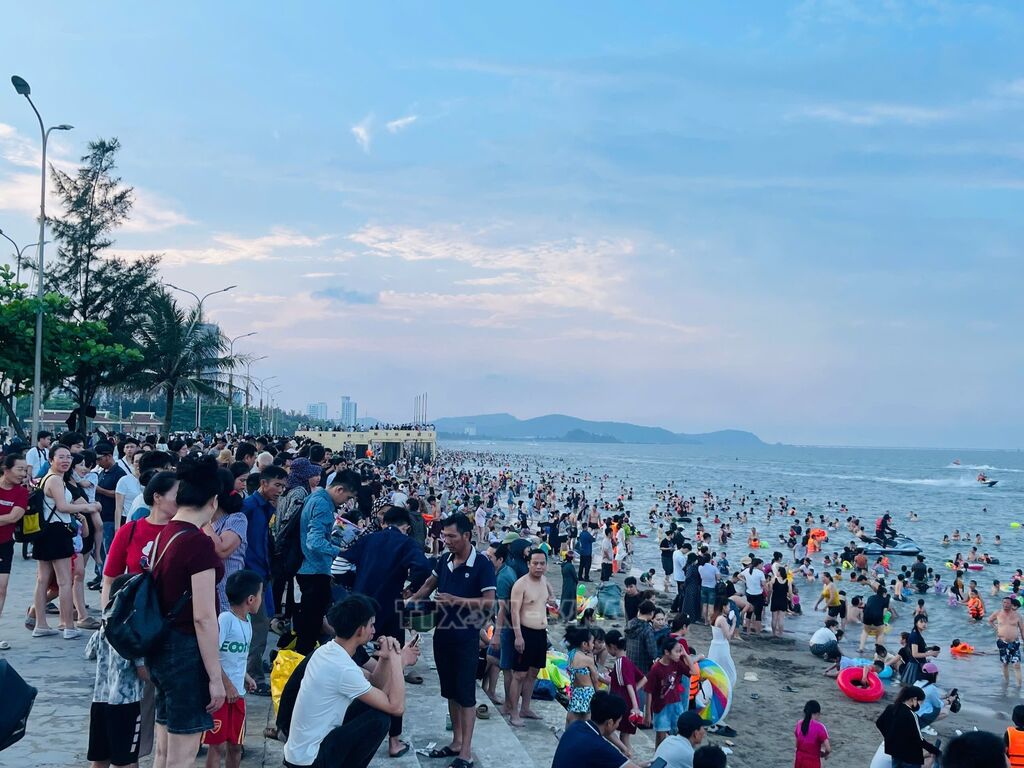Ẩm thực độc đáo tăng sức hấp dẫn cho du lịch Nghệ An - Ảnh 3. Ẩm thực độc đáo tăng sức hấp dẫn cho du lịch Nghệ An - Ảnh 3.