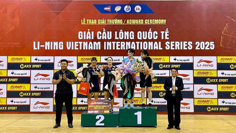 Việt Nam giành một giải nhất tại Giải cầu lông quốc tế Li-ning Vietnam International Series 2025 - Ảnh 4. Việt Nam giành một giải nhất tại Giải cầu lông quốc tế Li-ning Vietnam International Series 2025 - Ảnh 4.