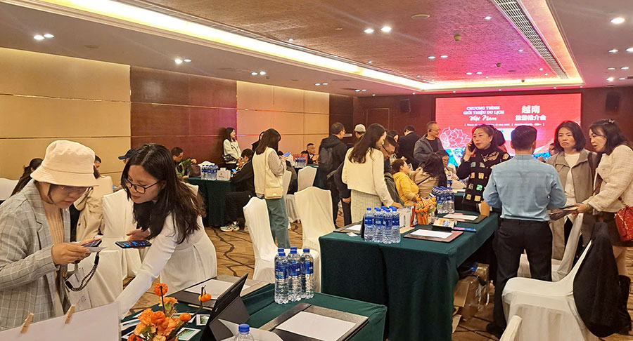 Xúc tiến du lịch Việt Nam tại Thành Đô: Khai thác tiềm năng hợp tác phát triển, tăng cường thu hút khách Trung Quốc đến Việt Nam - Ảnh 11. Xúc tiến du lịch Việt Nam tại Thành Đô: Khai thác tiềm năng hợp tác phát triển, tăng cường thu hút khách Trung Quốc đến Việt Nam - Ảnh 11.