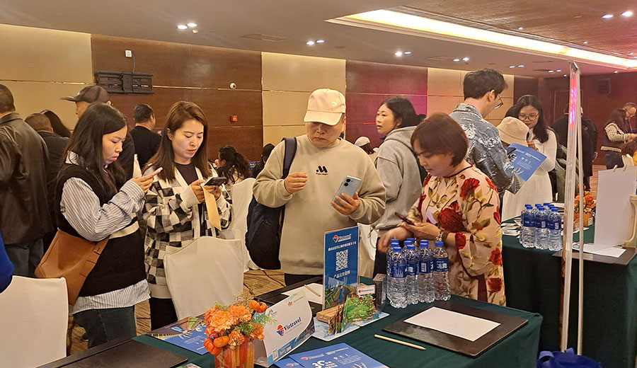 Xúc tiến du lịch Việt Nam tại Thành Đô: Khai thác tiềm năng hợp tác phát triển, tăng cường thu hút khách Trung Quốc đến Việt Nam - Ảnh 12. Xúc tiến du lịch Việt Nam tại Thành Đô: Khai thác tiềm năng hợp tác phát triển, tăng cường thu hút khách Trung Quốc đến Việt Nam - Ảnh 12.