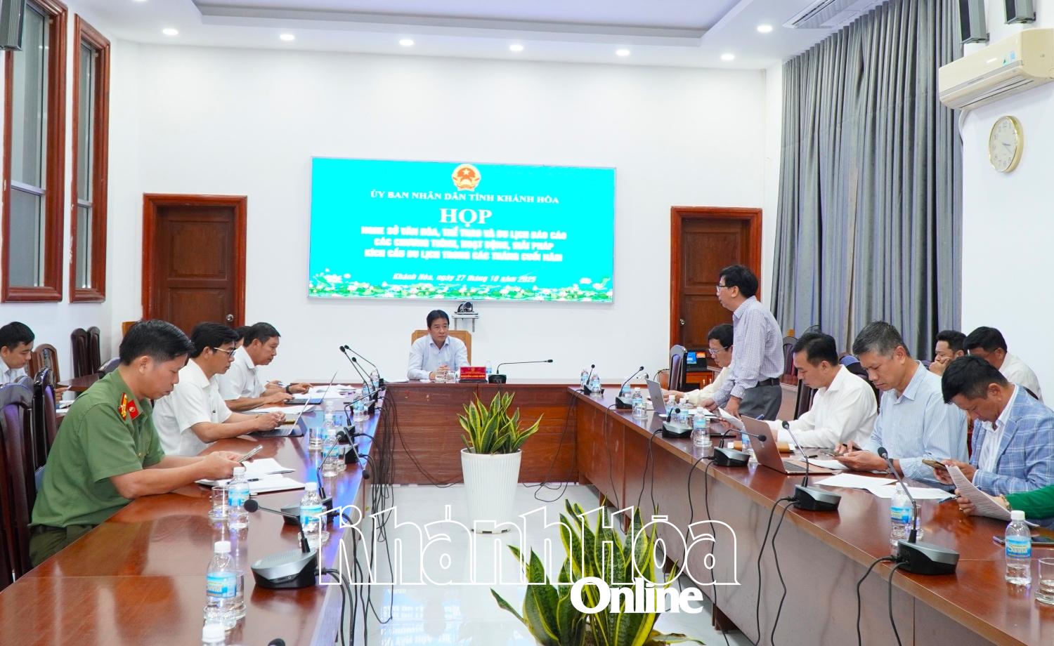 Khánh Hòa phấn đấu đón 15 triệu khách du lịch năm 2025 - Ảnh 1. Khánh Hòa phấn đấu đón 15 triệu khách du lịch năm 2025 - Ảnh 1.