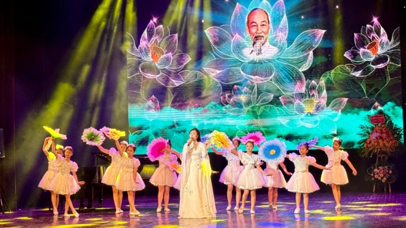 Liên hoan Âm nhạc toàn quốc mở rộng 2025 diễn ra tại Thành phố Hồ Chí Minh - Ảnh 1. Liên hoan Âm nhạc toàn quốc mở rộng 2025 diễn ra tại Thành phố Hồ Chí Minh - Ảnh 1.