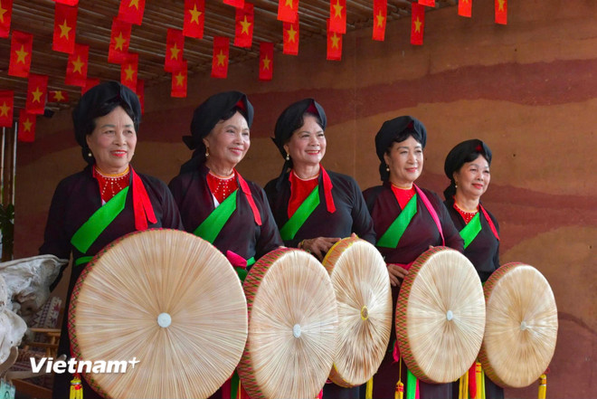 Tôn vinh di sản UNESCO: Khi âm nhạc của đồng bào dân tộc hòa nhịp thời đại - Ảnh 5. Tôn vinh di sản UNESCO: Khi âm nhạc của đồng bào dân tộc hòa nhịp thời đại - Ảnh 5.
