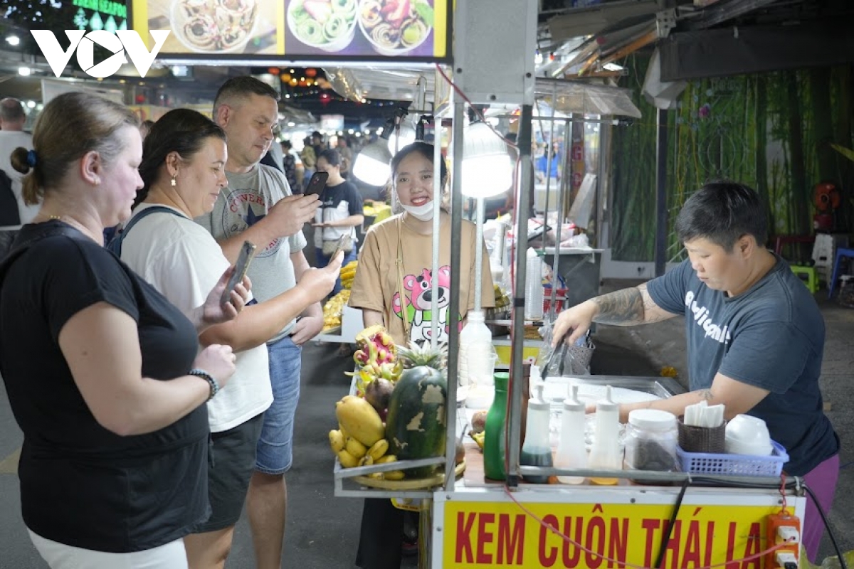 Du lịch An Giang đa dạng sản phẩm, vươn tầm quốc tế - Ảnh 4.