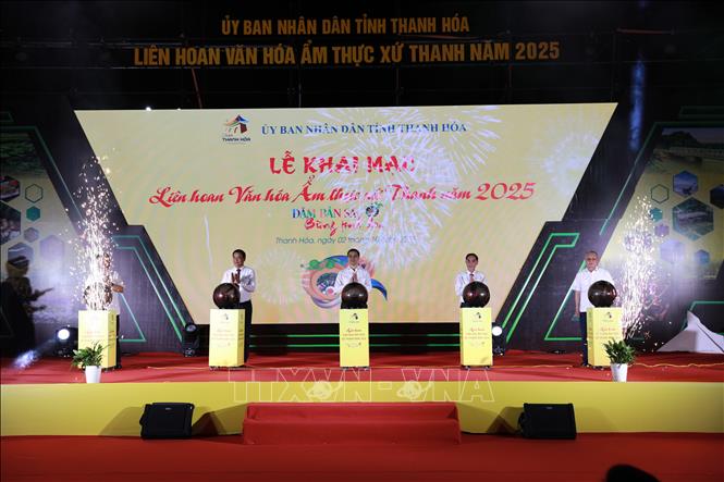 Liên hoan văn hóa ẩm thực xứ Thanh 'Đậm bản sắc, bùng tinh hoa' - Ảnh 1. Liên hoan văn hóa ẩm thực xứ Thanh 'Đậm bản sắc, bùng tinh hoa' - Ảnh 1.