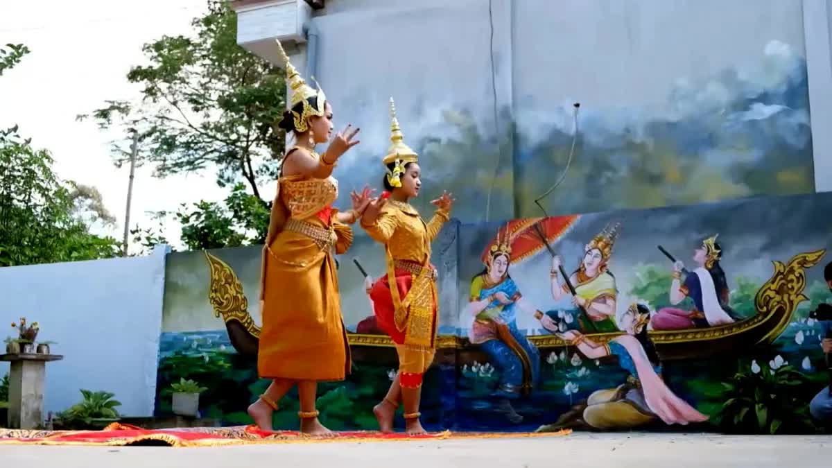 Vĩnh Long: Từng bước biến di sản văn hóa Khmer thành nguồn lực phát triển bền vững - Ảnh 1. Vĩnh Long: Từng bước biến di sản văn hóa Khmer thành nguồn lực phát triển bền vững - Ảnh 1.