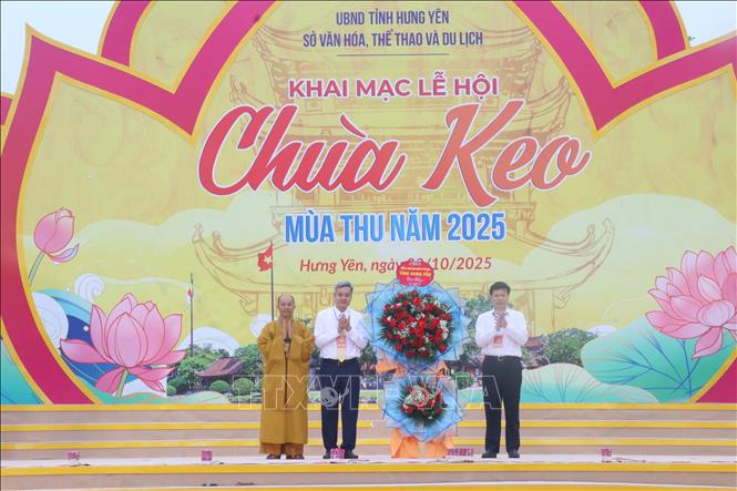 Hưng Yên: Phát huy các giá trị di sản văn hóa đáp ứng nhu cầu thụ hưởng của nhân dân - Ảnh 3. Hưng Yên: Phát huy các giá trị di sản văn hóa đáp ứng nhu cầu thụ hưởng của nhân dân - Ảnh 3.