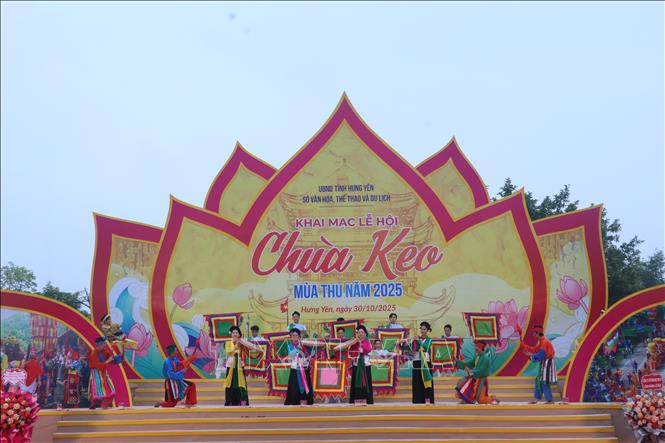 Hưng Yên: Phát huy các giá trị di sản văn hóa đáp ứng nhu cầu thụ hưởng của nhân dân - Ảnh 4. Hưng Yên: Phát huy các giá trị di sản văn hóa đáp ứng nhu cầu thụ hưởng của nhân dân - Ảnh 4.